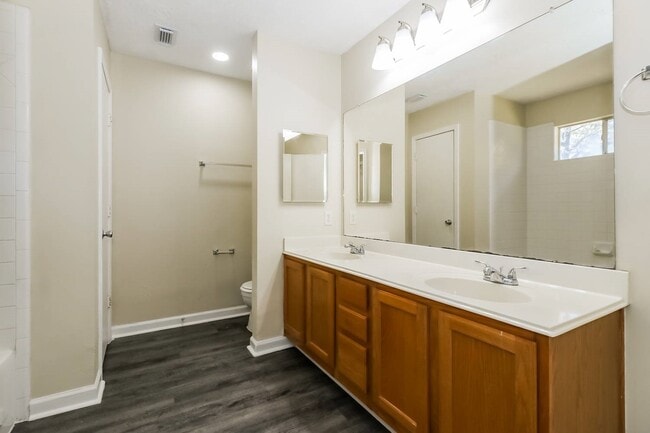 Building Photo - 10714 Estelle Cir