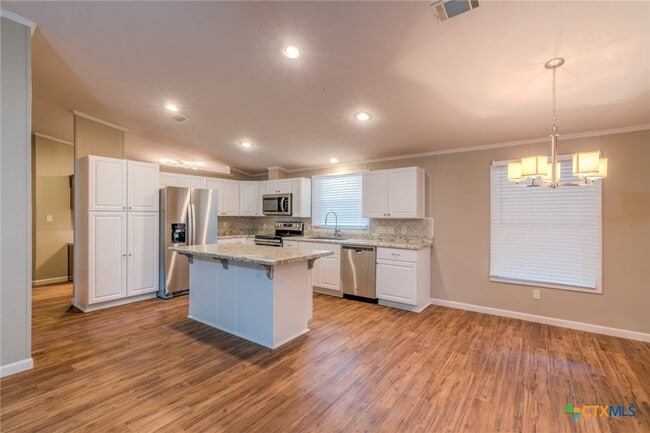 Building Photo - 950 Rebecca Springs Rd