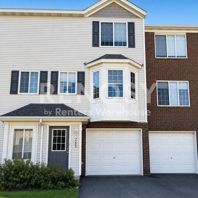 Building Photo - 2BD/2BA Townhome in Ramsey Available Now!