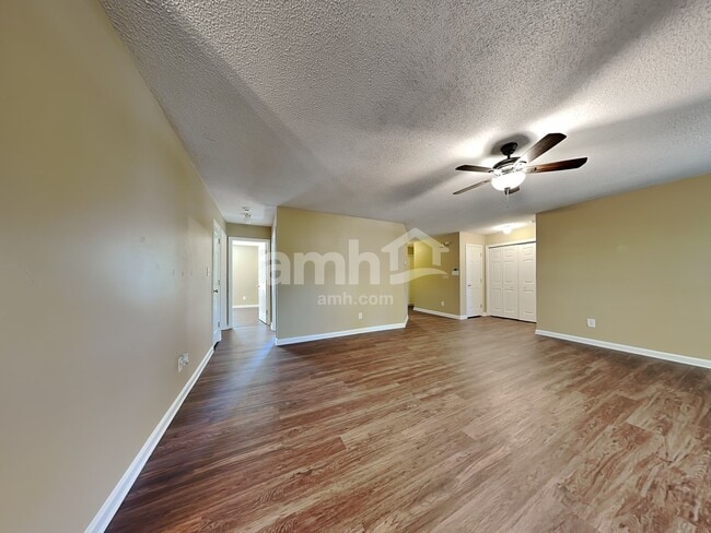 Building Photo - 704 Pepperstone Ct