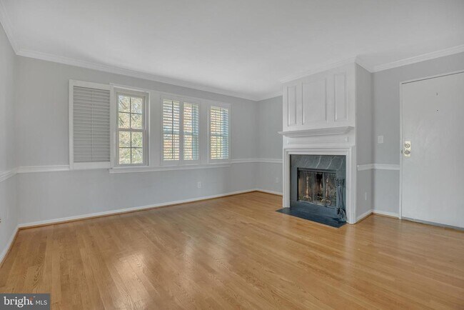 Building Photo - 513 Bashford Ln