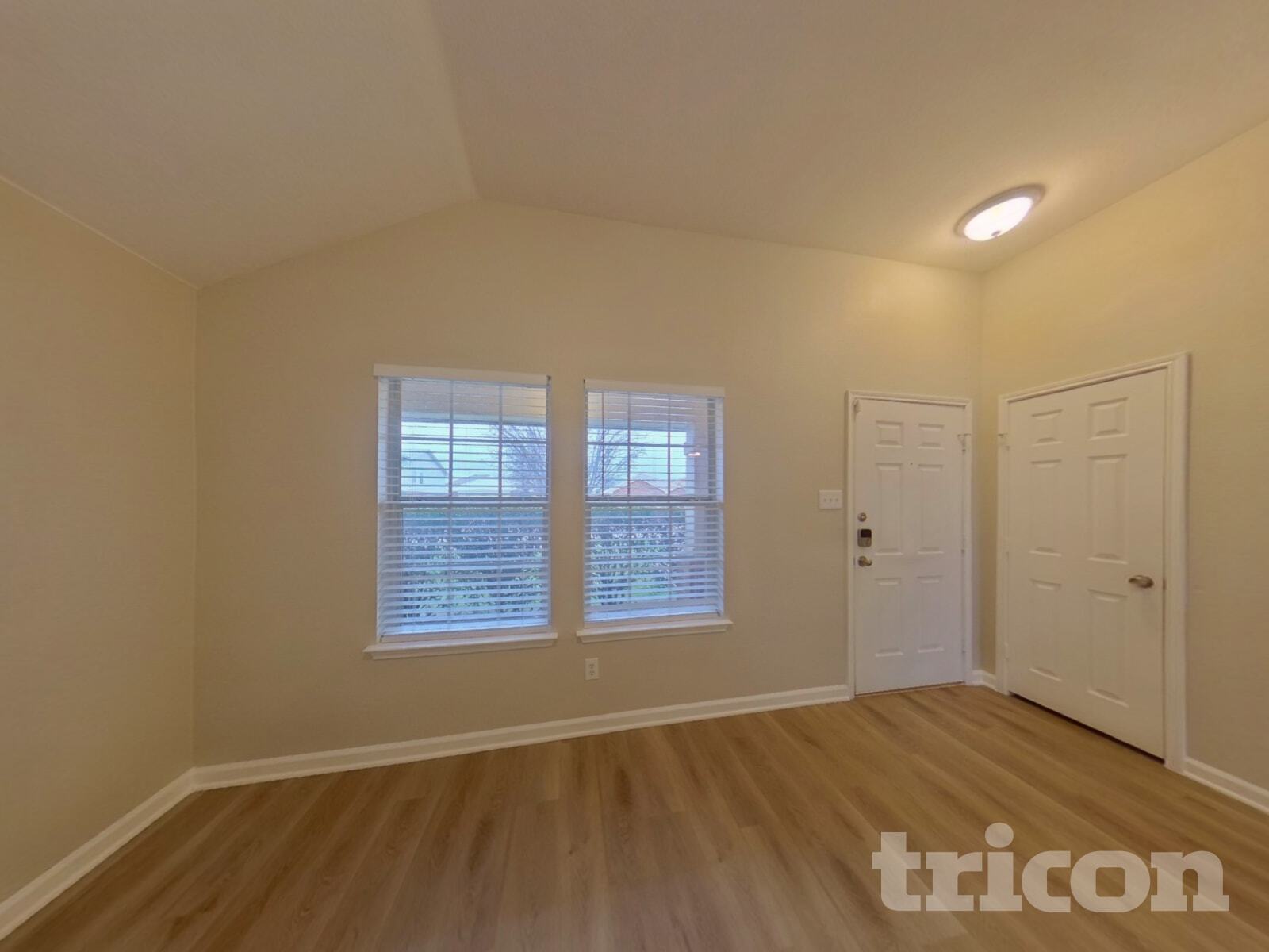 Building Photo - 9641 Linton Dr