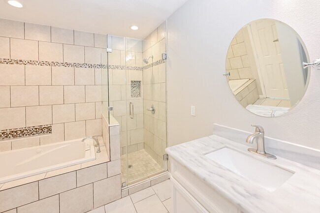 Building Photo - 10364 Stone Gate Dr