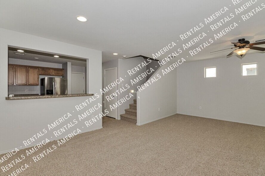 Building Photo - 10552 E Pleasant Pasture Dr
