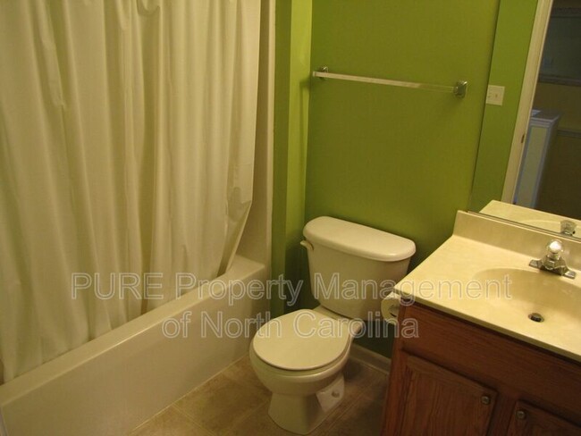 Building Photo - 1232 Rocket Ln