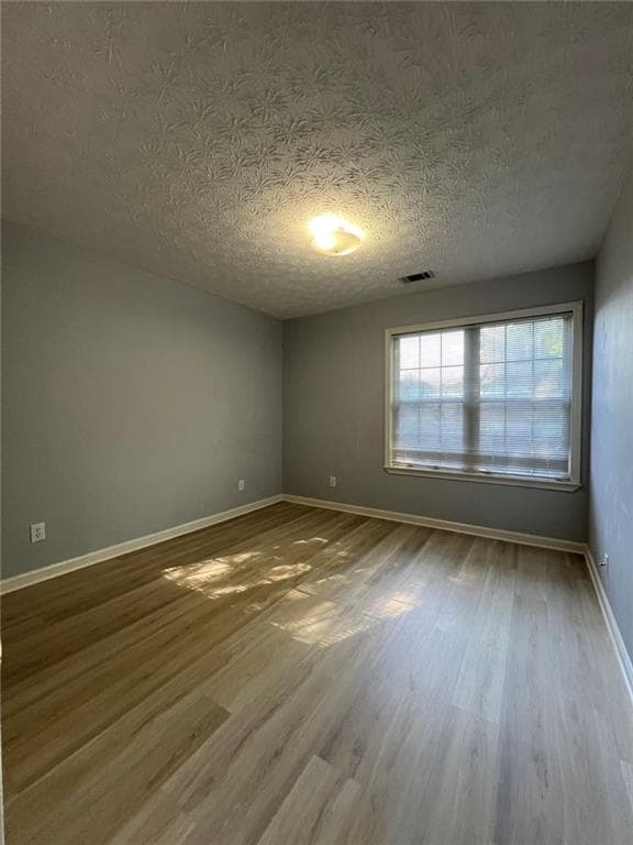 Building Photo - 2925 Ashbyrn Ct NE