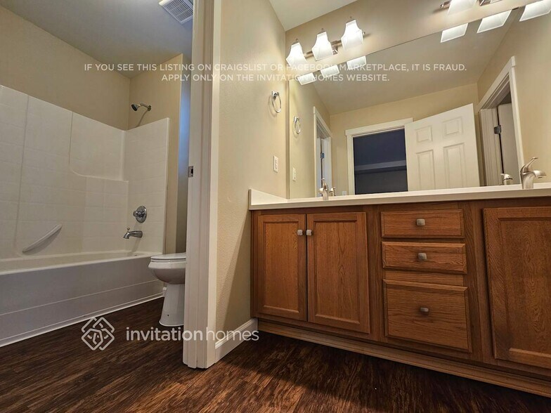 Building Photo - 17911 36th Ave E