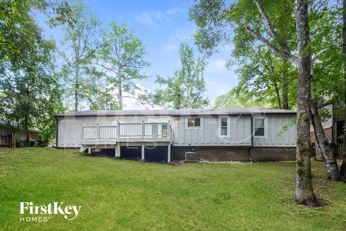 Building Photo - 5169 Selkirk Dr