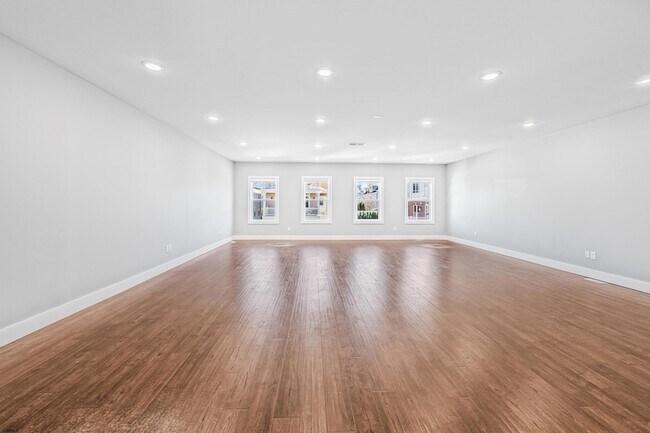 Building Photo - 24 S Washington Ave