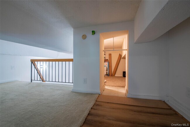 Building Photo - 2414 Villa at the Woods