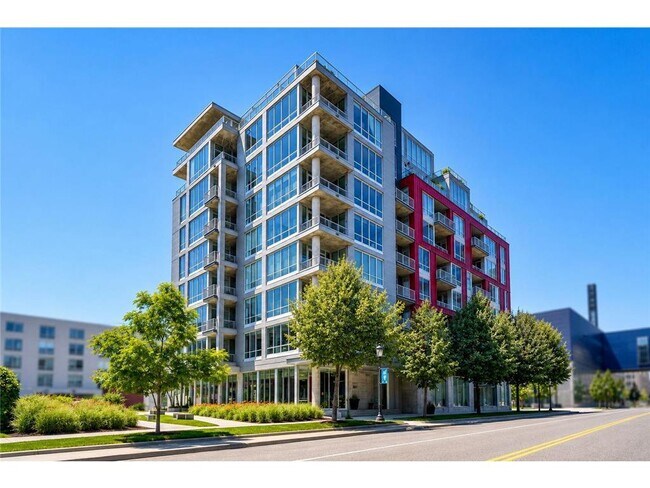 Building Photo - 901 S 2nd St