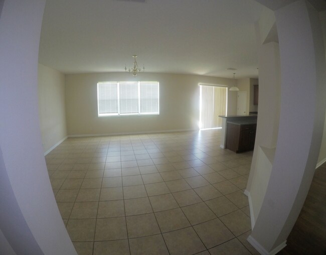 Building Photo - 4624 Barbados Loop