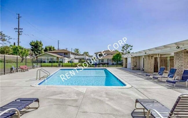 Building Photo - 20871 Plum Canyon Rd
