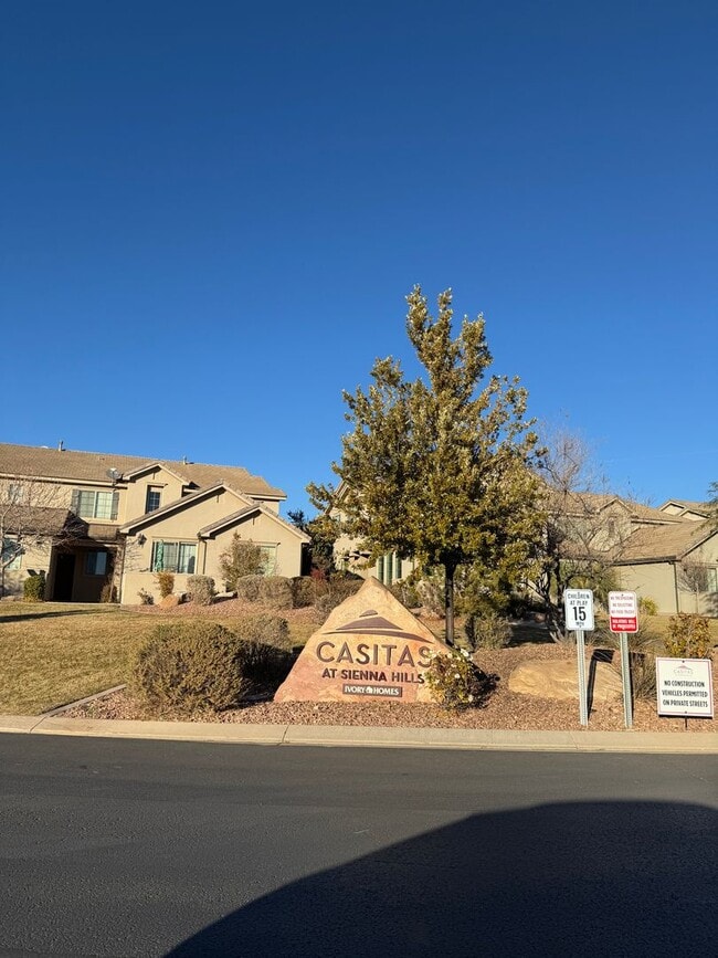 Building Photo - Beautiful 3 Bedroom Home - Casitas at Sienna Hills