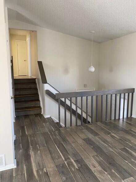 Building Photo - 325 Catalina Dr