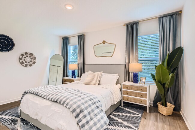 Building Photo - 107 Palma Dr