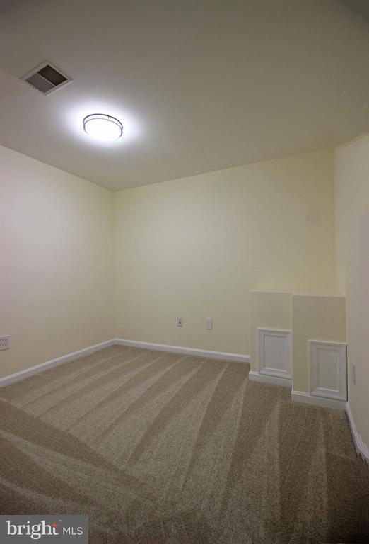 Building Photo - 3655 Islington St