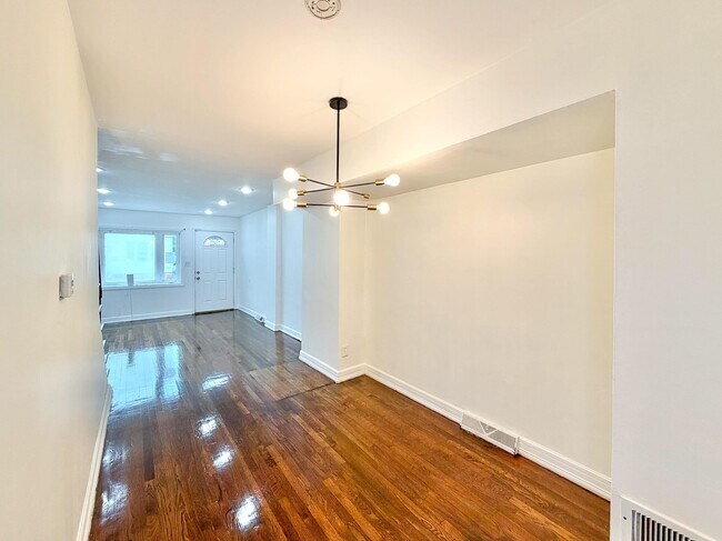 Building Photo - 8 Van Nostrand Ave