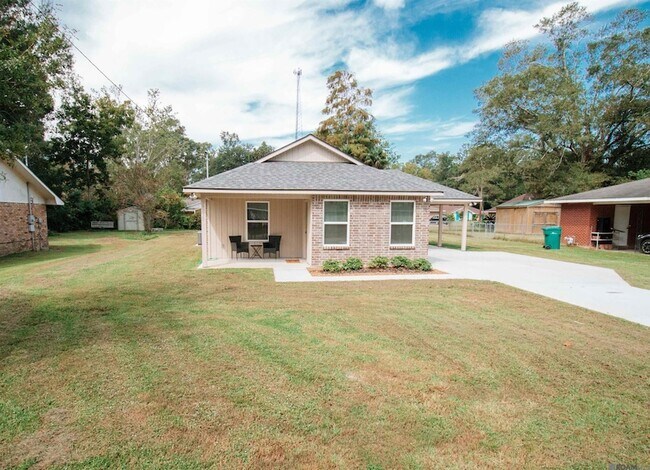 Building Photo - 29735 Aster St