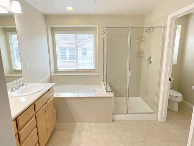 Building Photo - 6319 Byron Ln