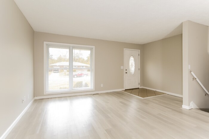 Building Photo - 11482 Fiesta Ct