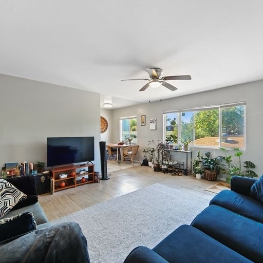 Interior Photo - 1855 Stanley Ave.