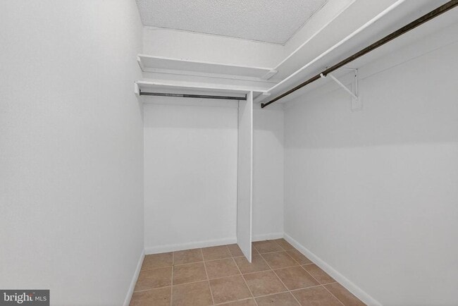 Building Photo - 3701 S George Mason Dr