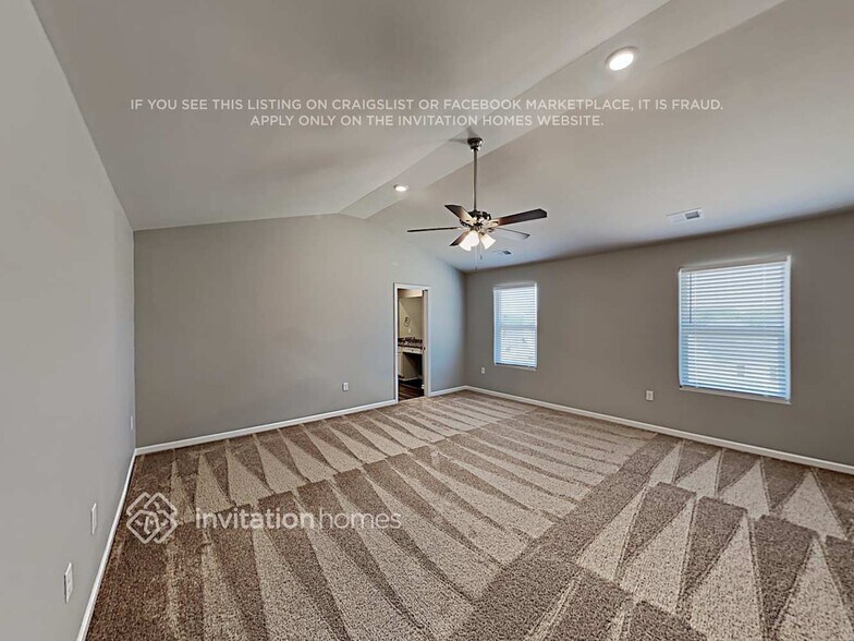 Building Photo - 493 Aubrey Wds Dr