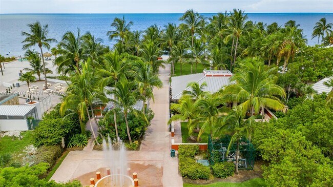 Building Photo - 555 Crandon Blvd