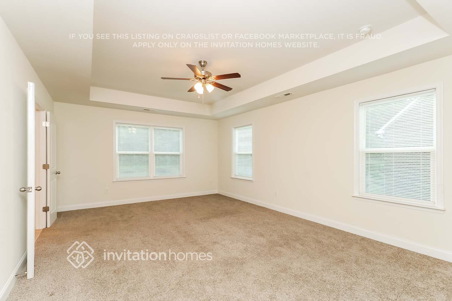 Building Photo - 11350 Cedarvale Farm Pkwy