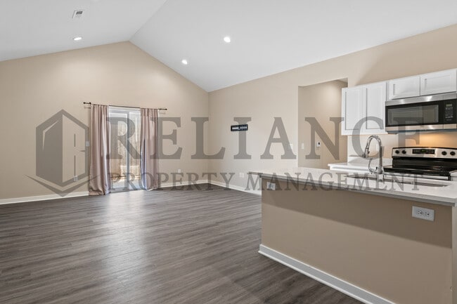 Building Photo - 3225 N Cedar Downs Ln