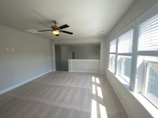 Building Photo - Stunning move in ready home located in the...