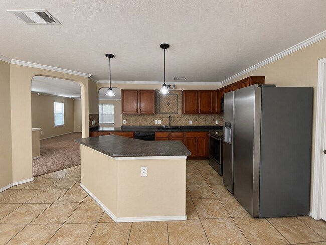 Building Photo - 525 Eagles Nest Cove