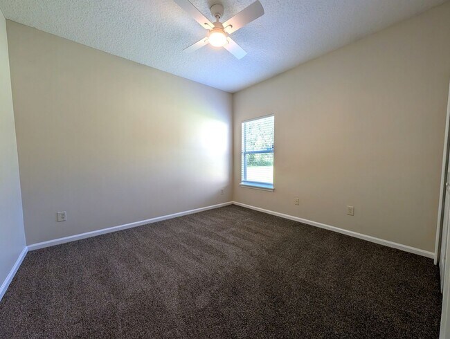 Building Photo - READY NOW!! Great 4 Bedroom, 2 Bath House with a HUGE yard - Near I-295 & Dunn with quick access ...