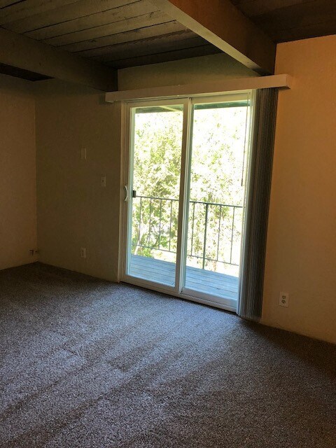 Building Photo - 3494-3498 Onyx Pl