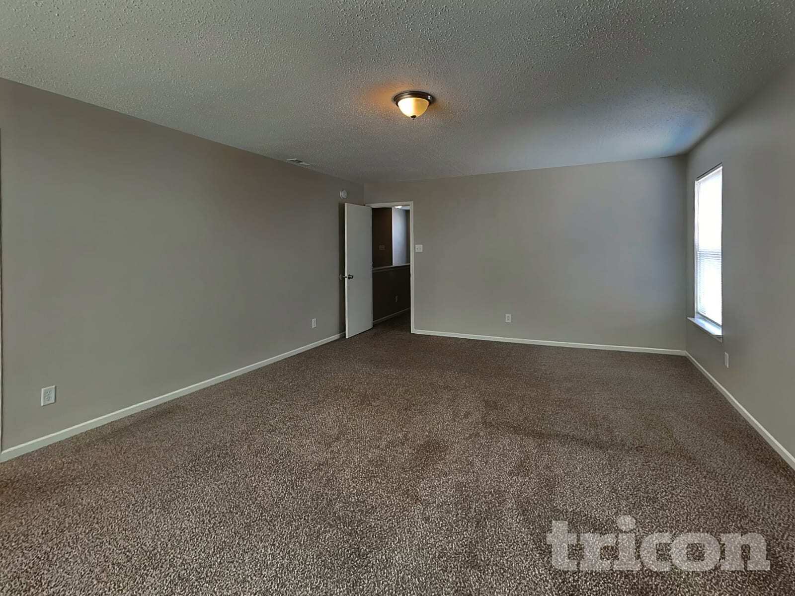 Building Photo - 8343 Weathervane Cir