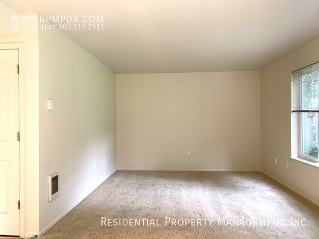 Building Photo - Orchard Hill Condo in the Heart of Tualatin!
