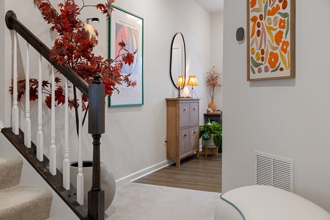 Building Photo - 202 Dana Dr