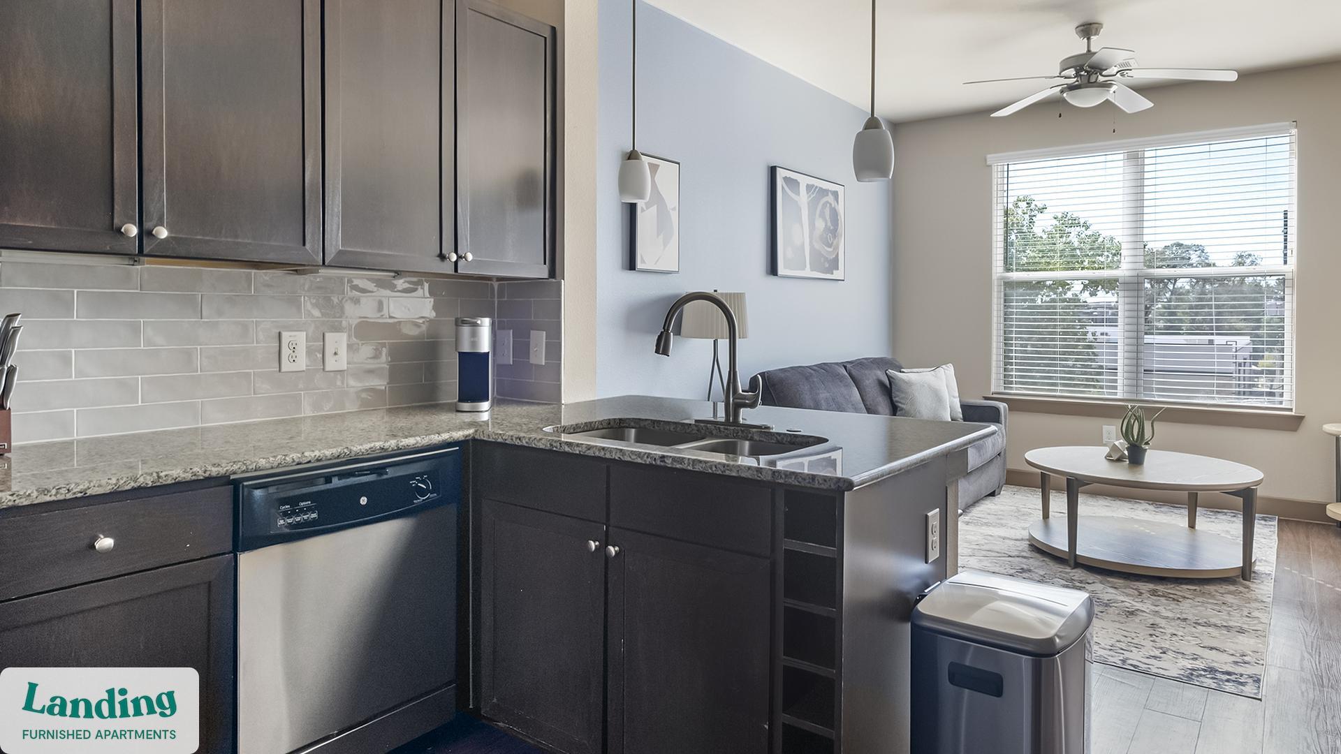 Building Photo - 13920 Mandolin Dr