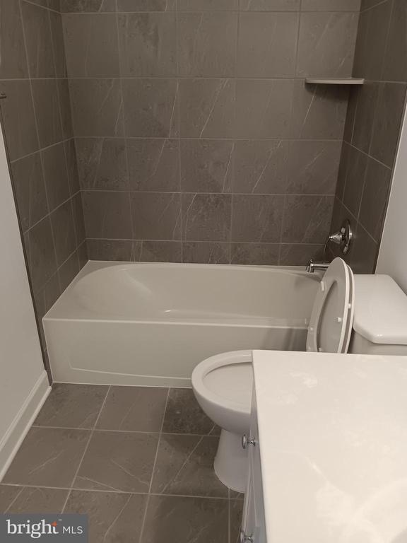 Building Photo - 4951 Longmire Wy