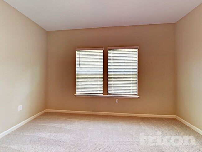 Building Photo - 10197 Pavnes Creek Dr