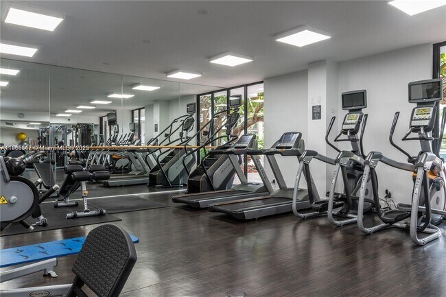 Building Photo - 3300 NE 192 St