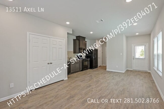 Building Photo - 13511 Axel Ln