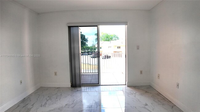 Building Photo - 14905 SW 80th St