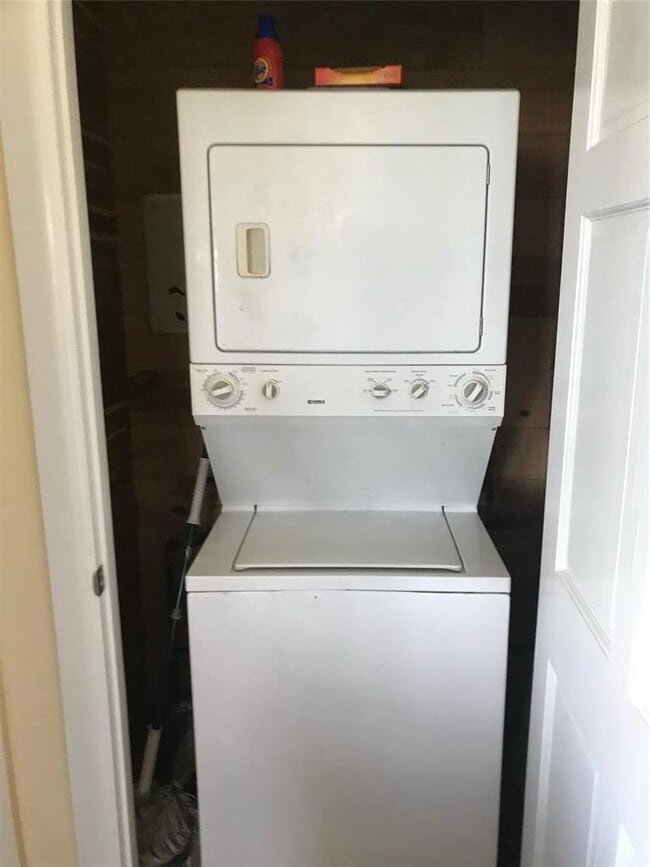 Building Photo - 19600 Bee Creek Tavern Rd