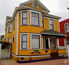 Building Photo - Victorian in Little Italy, 4 bed 4 bath, L...