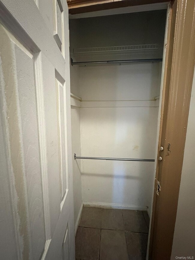 Building Photo - 37-20 83rd St