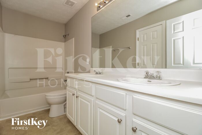 Building Photo - 9717 Silverstone Ct