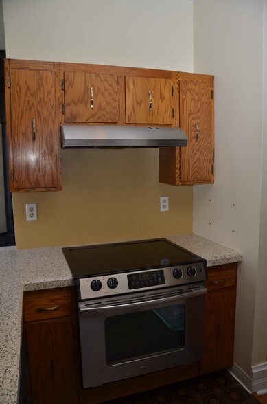 kitchen - 1709 Pine St