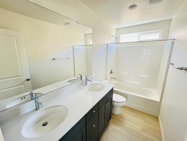 Building Photo - 3545 Via Aurelia Ln